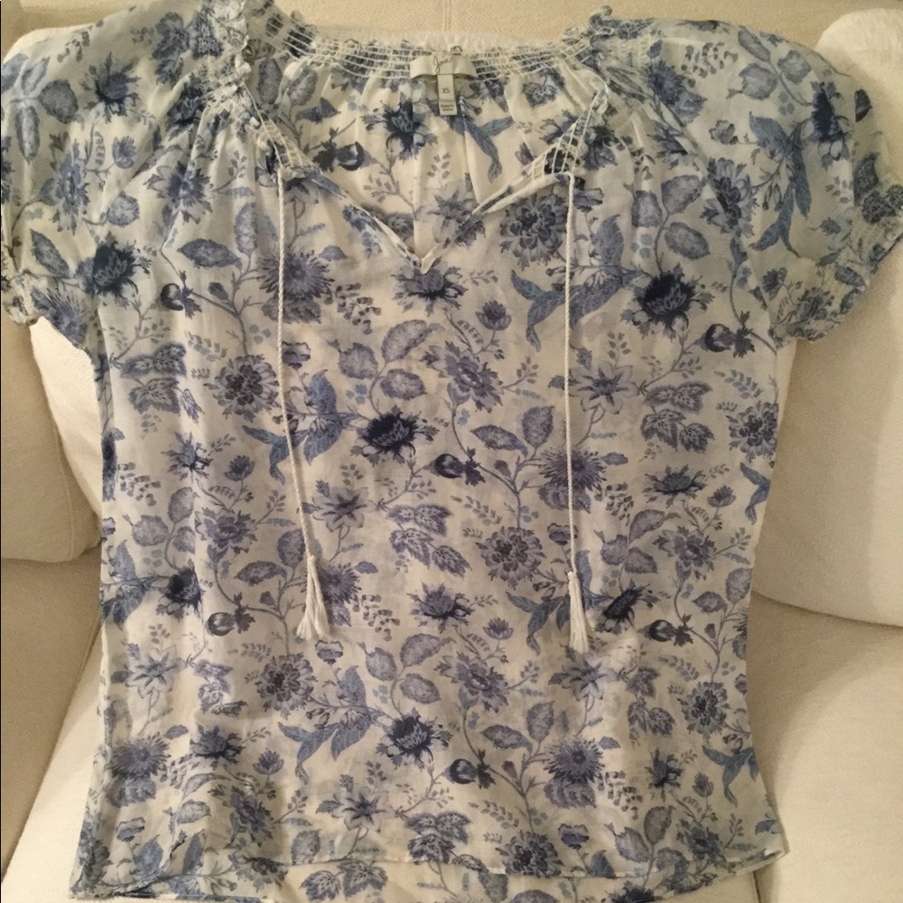 JOIE blue & white flowered blouse w/ strings